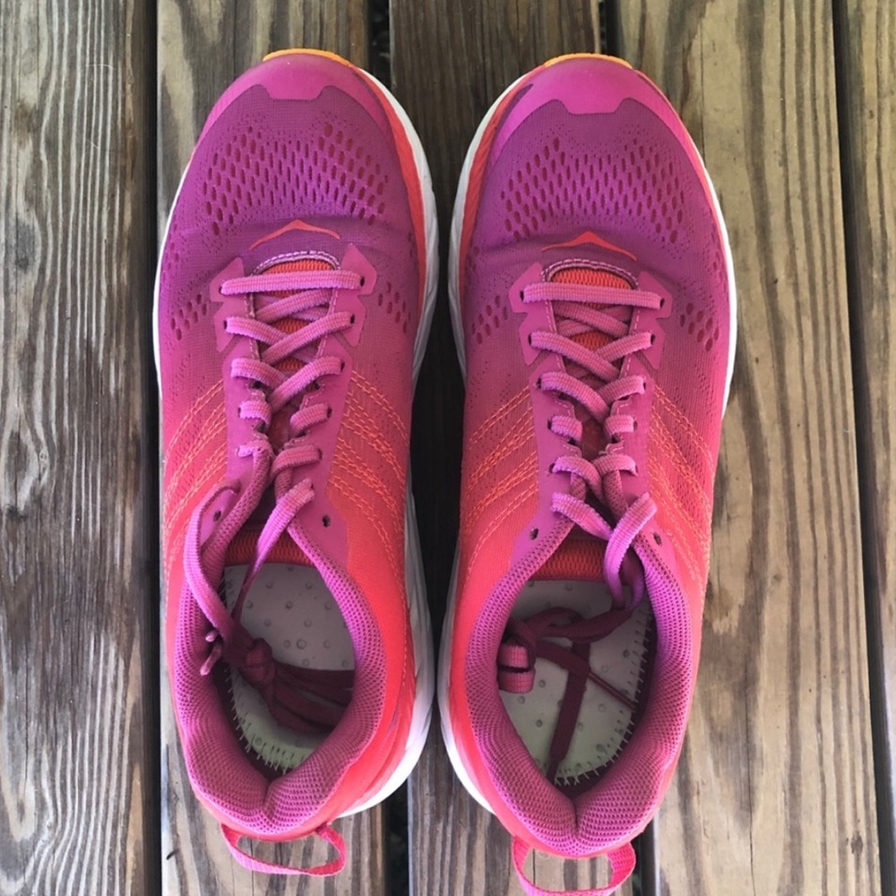 HOKA Clifton 6
